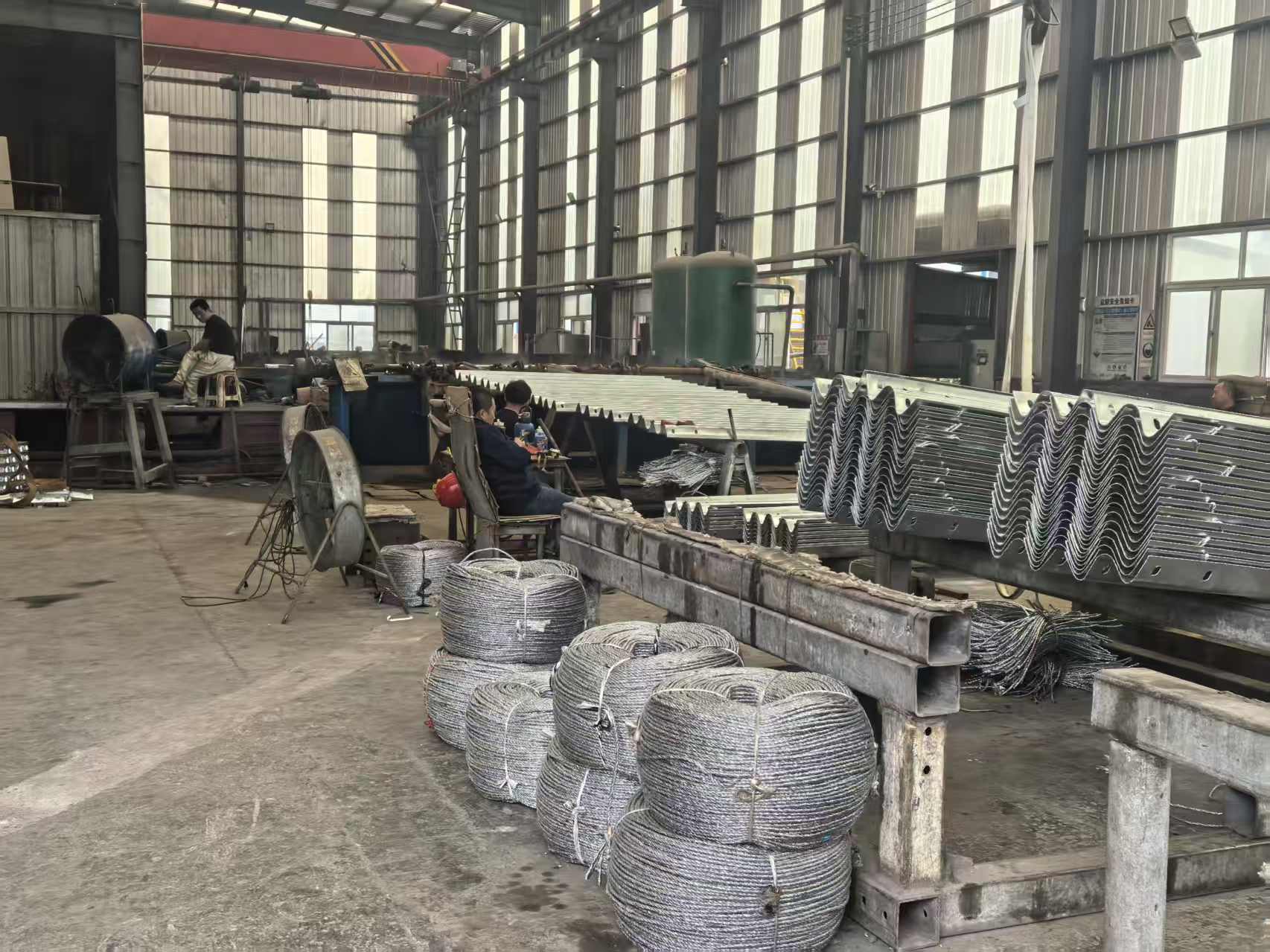 西安市波形护栏三波波形护栏 - 方案